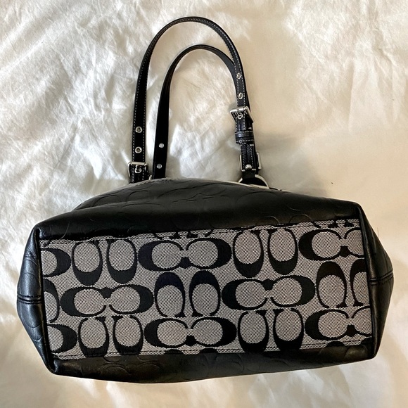 Coach monogram and suede bag - Picture 2 of 4